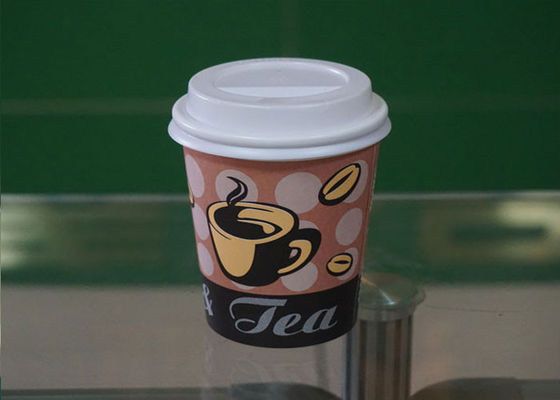 Chine Tasses et couvercles de café à emporter de tasse de papier de la catégorie comestible 10oz d'OEM fournisseur