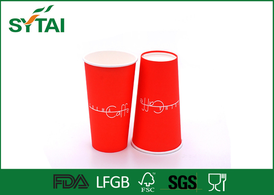 Chine La tasse de papier rouge imprimée adaptée aux besoins du client 500 par ml d'encre de catégorie comestible 16 onces emportent fournisseur
